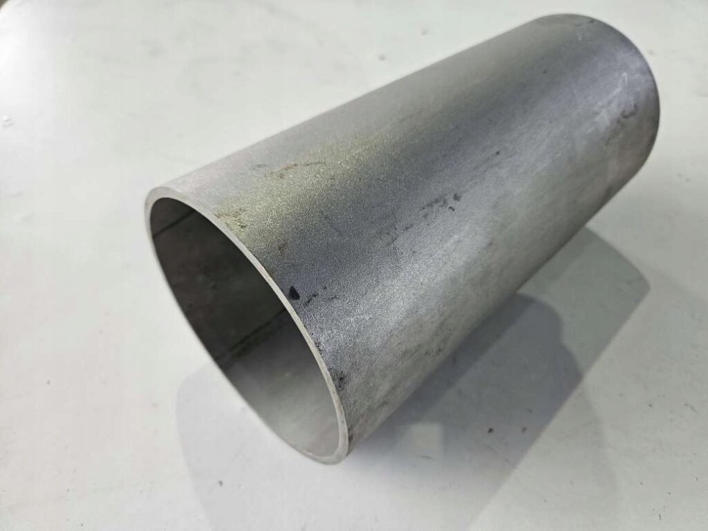 Rura żaroodporna 133,0 x 4,0mm, gat. 1.4841